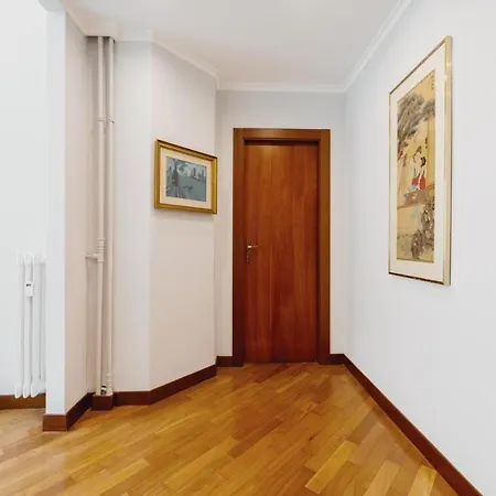 Appartamento Domus Mazzini 157 *