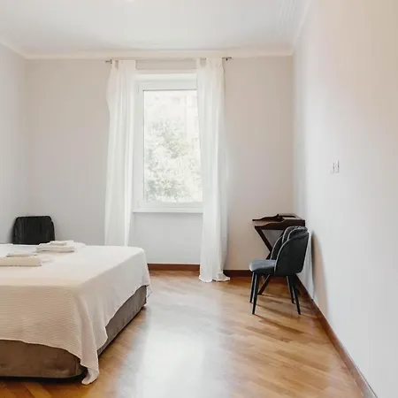 Domus Mazzini 157 Appartement *